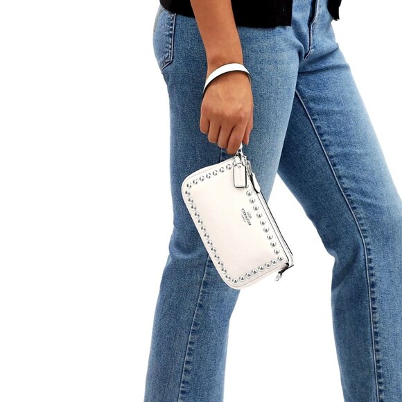 NWT Authentic Coach CM252 Nolita 19 Leather Wristlet Clutch With Silver Rivets